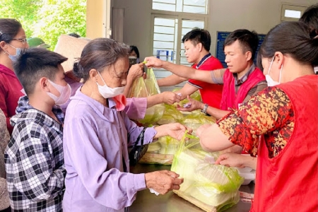 Những hành vi nào bị cấm trong hoạt động của quỹ xã hội, quỹ từ thiện?