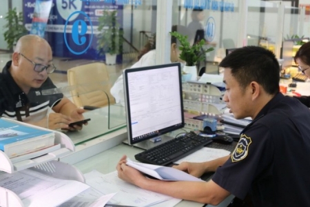 Bộ Tài chính lấy ý kiến dự thảo Thông tư về phí, lệ phí xuất nhập cảnh trong bối cảnh chính quyền 2 cấp