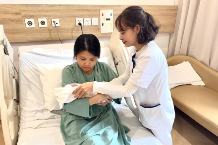 Kích hoạt báo động khẩn, Vinmec Hải Phòng cứu sống mẹ con thai phụ trong ca cấp cứu tối cấp