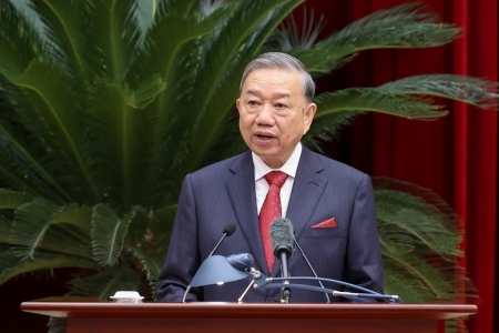 Bế mạc Hội nghị Trung ương 15