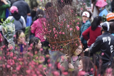 Bộ Nội vụ lấy ý kiến phương án hoán đổi ngày làm việc dịp Tết Dương lịch 2026