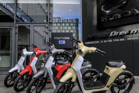 Honda Cub E: Thiết kế cổ điển, công nghệ xanh