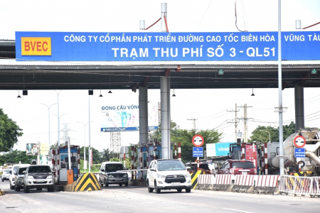 Sở Xây dựng TP. HCM yêu cầu khẩn trương tháo dỡ trạm thu phí T3 trên quốc lộ 51