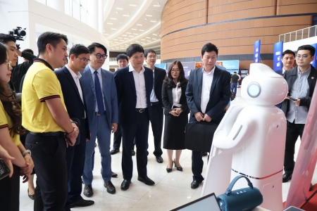 Diễn đàn Chuyển đổi số Hải Phòng - 2025: Kiến tạo thành phố số – Khát vọng kỷ nguyên mới