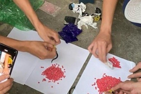 Quảng Trị: Bắt giữ 1 đối tượng, thu giữ 911 viên ma túy