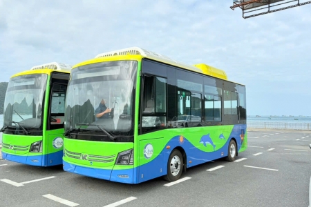 Tuyến xe buýt điện đầu tiên tại Côn Đảo chính thức hoạt động từ 25/12