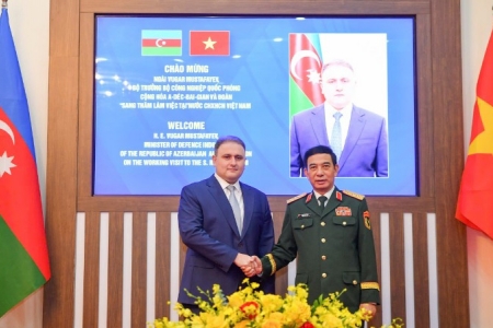 Đại tướng Phan Văn Giang hội đàm Bộ trưởng Công nghiệp quốc phòng Azerbaijan