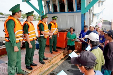 Đắk Lắk tổ chức tuyên truyền chống khai thác hải sản bất hợp pháp