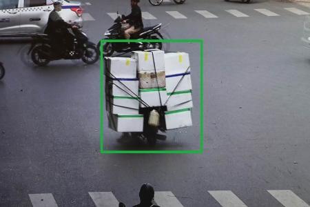 Camera AI phát hiện hàng loạt trường hợp che biển số, dùng điện thoại khi lái xe