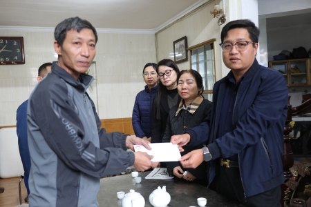 Bắc Ninh: Thăm hỏi, động viên gia đình nạn nhân vụ tai nạn giao thông tại Lào Cai