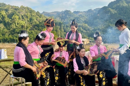 Rộn ràng Ngày hội xuân Sam Mứn - Không gian văn hóa sống động nơi vùng cao Điện Biên