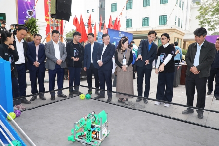Bắc Ninh: Phường Từ Sơn tổ chức Ngày hội STEM và Cuộc thi Robocon lần thứ I năm 2025