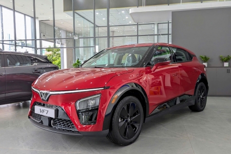 VF 7 Eco trong mắt người dùng: Cách âm nổi bật, không gian rộng rãi, chi phí tối ưu