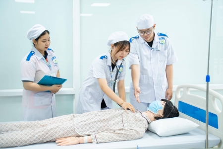 Đại học Công nghệ TP. HCM bổ sung hai ngành sức khỏe: Y khoa và Y học cổ truyền