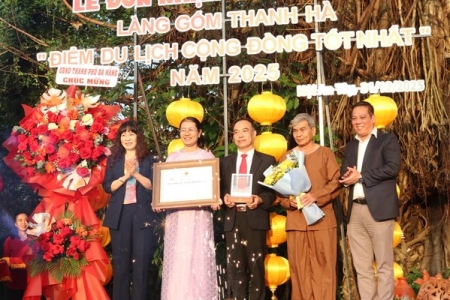 Đà Nẵng: Làng gốm Thanh Hà được vinh danh là “Điểm du lịch cộng đồng tốt nhất năm”