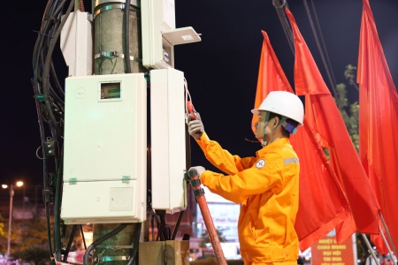 Công ty Điện lực Điện Biên nỗ lực đảm bảo cung cấp điện, lan tỏa bản sắc văn hóa dịp Tết đến Xuân về