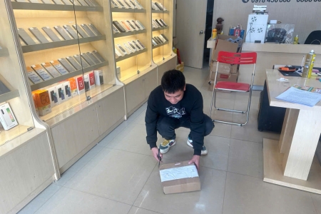 Lạng Sơn: Phát hiện, xử lý 2 cơ sở kinh doanh điện thoại vi phạm