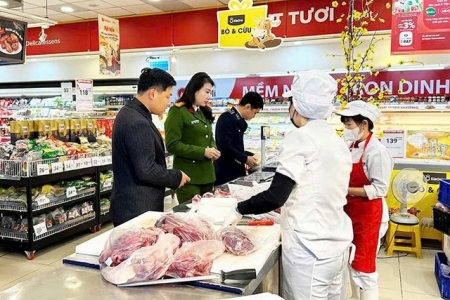 Thị trường 2026: Siết quản lý từ chợ truyền thống đến livestream bán hàng