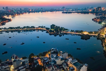 Hà Nội yêu cầu không tổ chức thăm, chúc Tết cấp trên, nghiêm cấm biếu quà bằng công quỹ