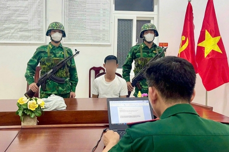 Đồn Biên phòng Phước Hải bắt quả tang đối tượng tàng trữ trái phép chất ma túy