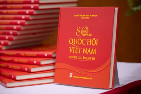 Ra mắt cuốn sách "80 năm Quốc hội Việt Nam-Những dấu ấn lịch sử"
