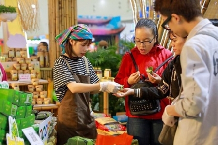 Hà Nội dự kiến tổ chức Hội chợ Mùa Xuân 2026 tại 30 xã, phường phục vụ Tết Bính Ngọ