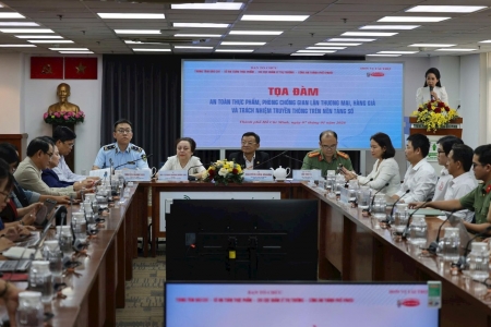 TP. HCM: Tăng cường đấu tranh chống hàng giả và bảo đảm an toàn thực phẩm trên không gian số