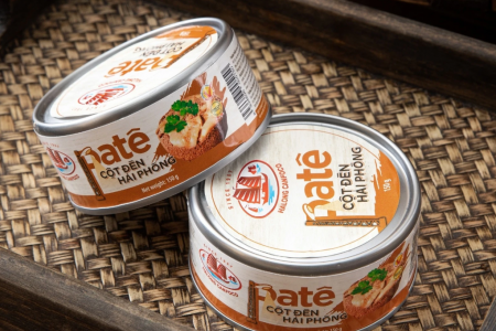 Siêu thị ở TP. HCM đồng loạt thu hồi đồ hộp sau phát hiện thịt lợn nhiễm dịch tả châu Phi