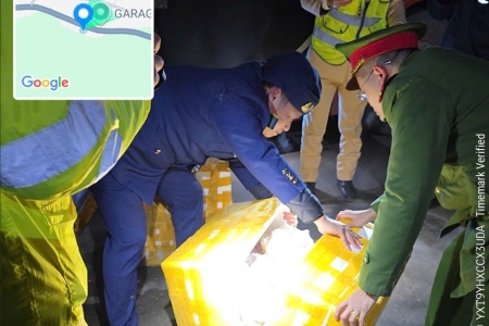 Liên tiếp phát hiện, bắt giữ các vụ vận chuyển hàng giả và thực phẩm không rõ nguồn gốc tại Sơn La