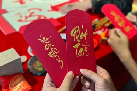 Ninh Bình quy định mức quà tặng Tết Nguyên đán hằng năm đối với một số đối tượng