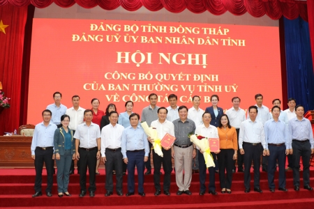 Đồng Tháp công bố các quyết định về công tác cán bộ