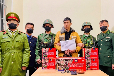 Lai Châu: Bắt giữ đối tượng vận chuyển pháo lậu qua biên giới dịp cận Tết