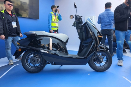 Honda tung thêm xe máy điện mới Honda UC3