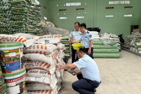 QLTT Vĩnh Long: Xử lý hơn 750 vụ vi phạm, thu nộp ngân sách trên 6.500 tỷ đồng