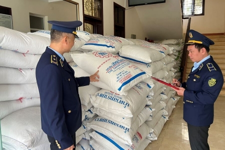 Quảng Trị: Bị phạt 90 triệu đồng vì kinh doanh 6,4 tấn đường nhập lậu