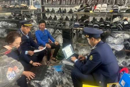 Nghệ An: Một hộ kinh doanh bị xử phạt 10 triệu đồng vì buôn bán hàng giả mạo