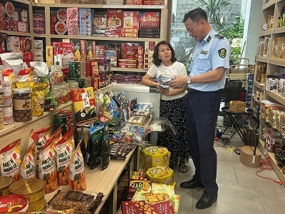 Khánh Hòa: Công tác đấu tranh chống buôn lậu, hàng giả, hàng hóa vi phạm sở hữu trí tuệ năm 2025 đạt nhiều kết quả