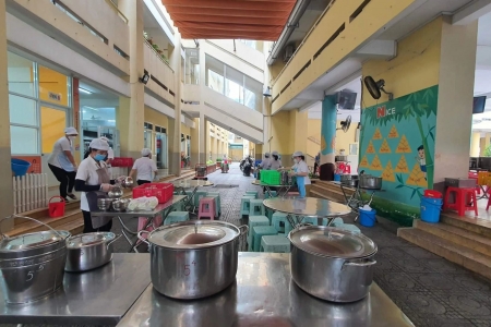 TP. HCM yêu cầu trường học nâng chuẩn an toàn bếp ăn bán trú