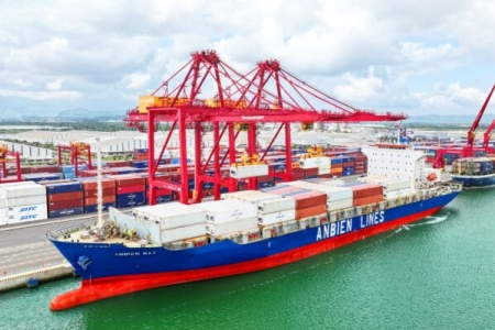 Cảng quốc tế Chu Lai - giải quyết ùn tắc cảng biển miền Trung