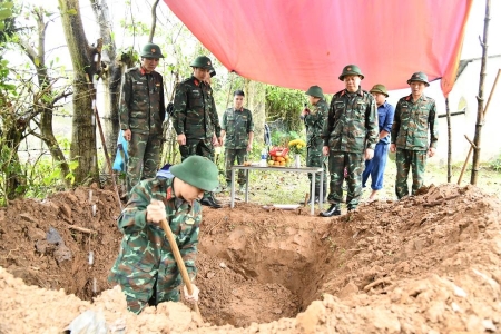 Quảng Trị: Phát hiện một hài cốt liệt sĩ tại vườn nhà dân