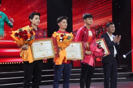 Lan tỏa niềm tự hào xứ Nghệ qua buổi giao lưu cùng ba tuyển thủ U23 Việt Nam