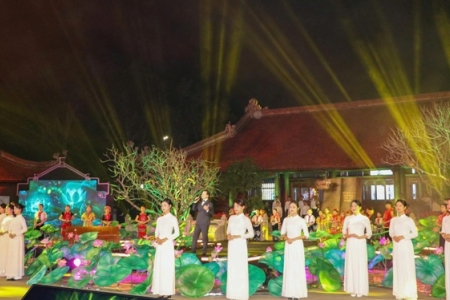 “Hai tay xây dựng một sơn hà” - lan tỏa giá trị lịch sử và khát vọng phát triển đất nước