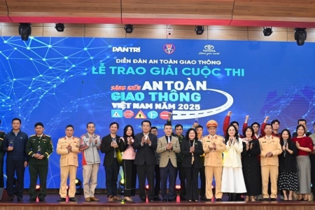 Trao giải Chương trình Sáng kiến an toàn giao thông Việt Nam 2025