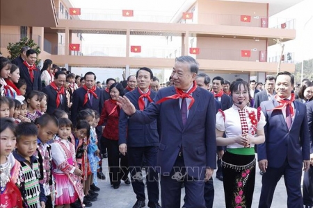 Tổng Bí thư Tô Lâm dự lễ khánh thành trường phổ thông nội trú liên cấp tại Điện Biên