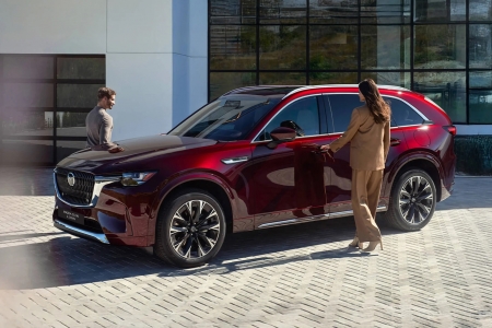 Mazda nhận đặt hàng mẫu SUV Flagship CX-90 2.5 PHEV cao cấp mới tại Việt Nam
