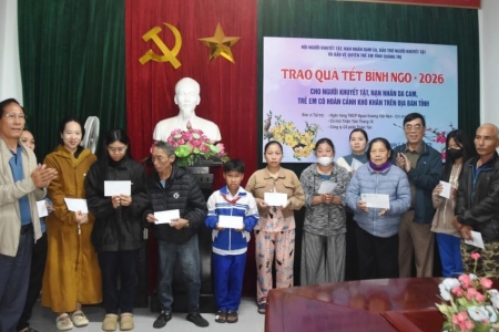 Quảng Trị: Trao tặng quà Tết cho người khuyết tật, nạn nhân chất độc da cam