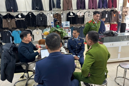 Tuyên Quang: Phát hiện, xử lý 12 cơ sở kinh doanh hàng giả, hàng không rõ nguồn gốc