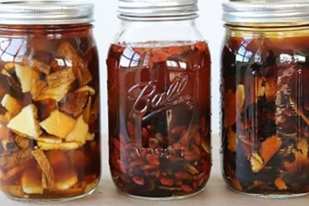 Chỉ đạo khẩn điều tra vụ ngộ độc rượu làm 2 người tử vong tại Đồng Tháp