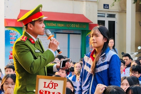 Hải Phòng: Tuyên truyền an toàn giao thông và pháp luật tại trường THCS Lê Lợi