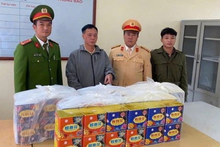 Quảng Ninh: Liên tiếp bắt giữ các đối tượng vận chuyển hơn 120kg pháo nổ dịp cận Tết